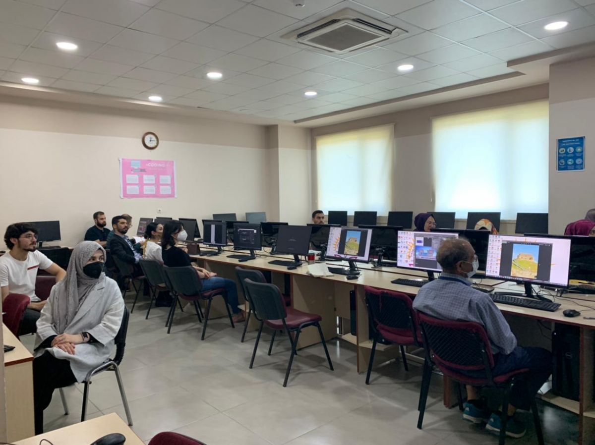 "Photoshop for Beginners" Workshop - Interior Design Department