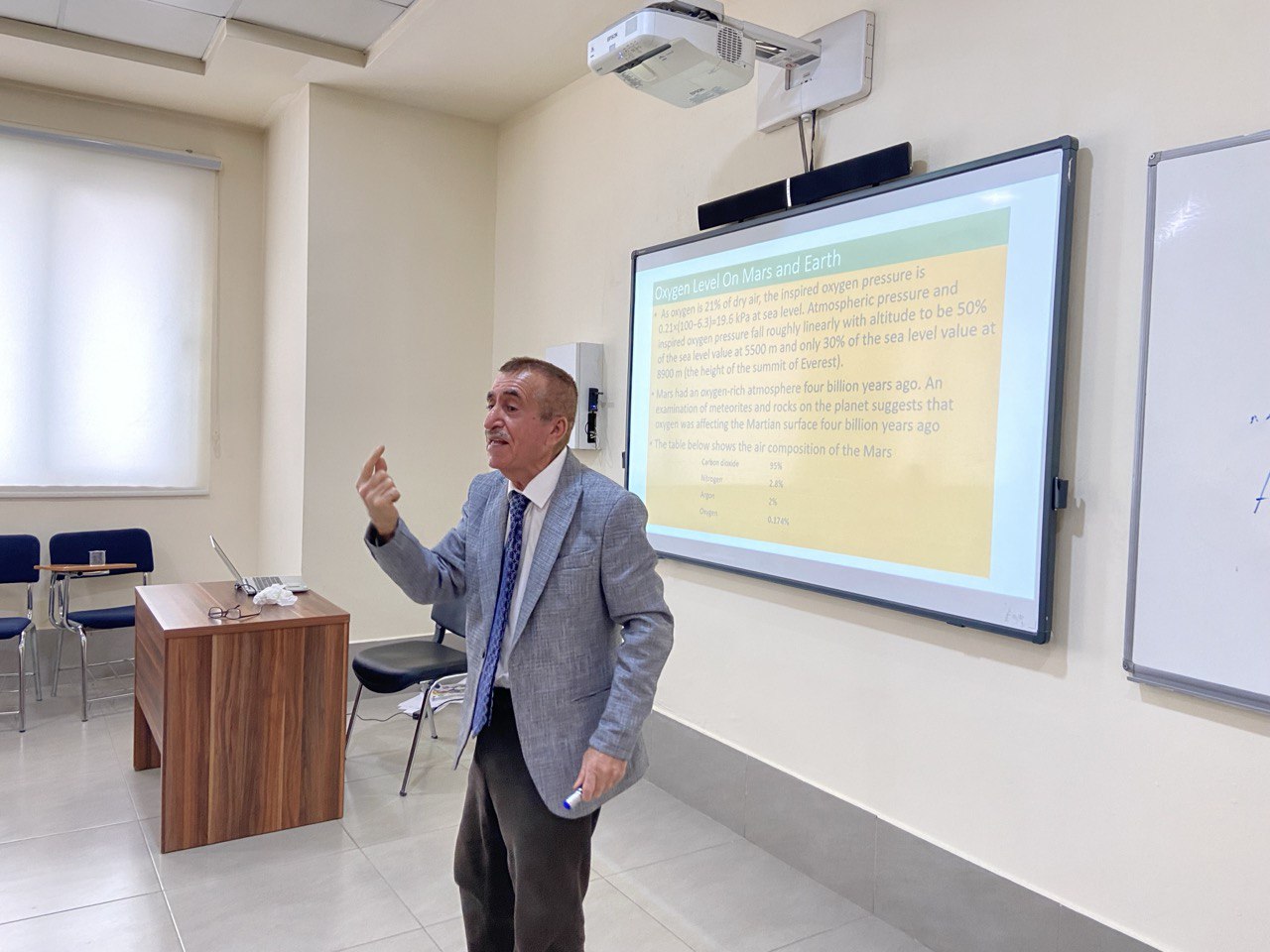 Earth and Mars, planetary science, TIU workshop, Dr. Tariq Kakahama, PAME, planetary comparison, soil science, solar system