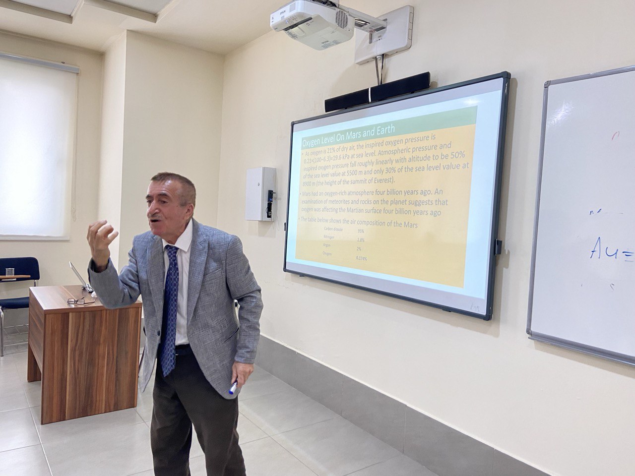 Earth and Mars, planetary science, TIU workshop, Dr. Tariq Kakahama, PAME, planetary comparison, soil science, solar system