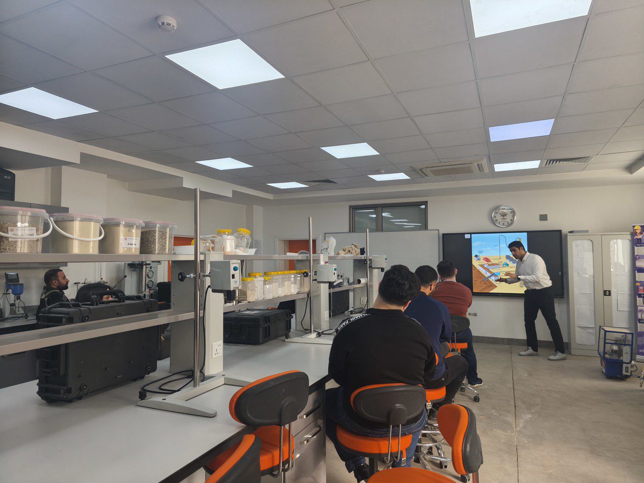 Mr. Arya Falah delivering lecture to TIU students