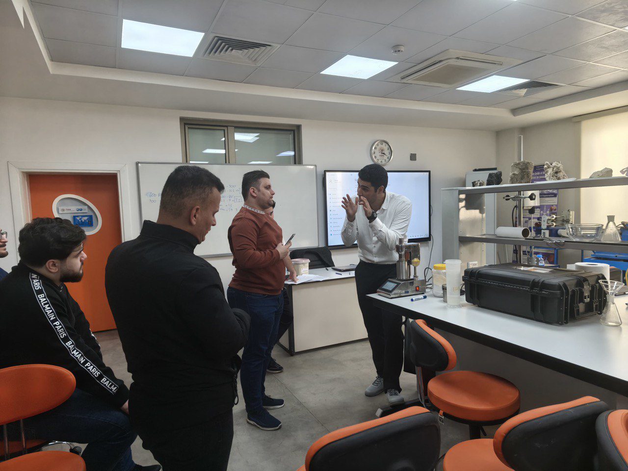 Mr. Arya Falah delivering lecture to TIU students