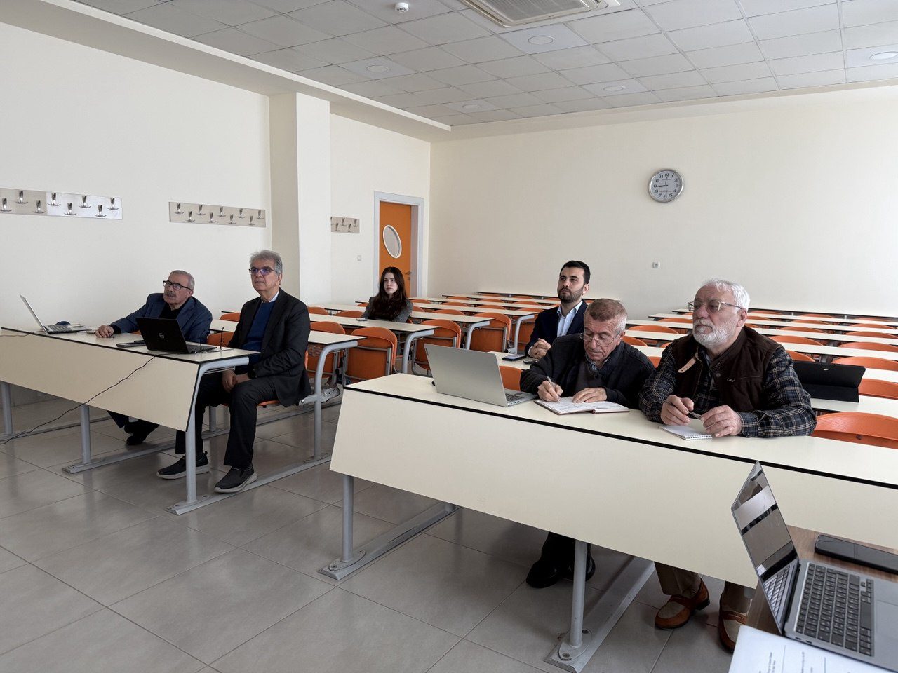 Staff training on Microsoft Teams and Outlook